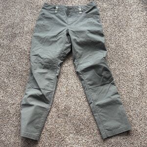 Patagonia Men's Gray Chinos